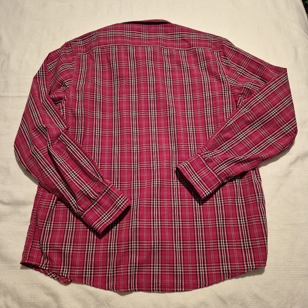 American Rag men's size XL red, black, gray & white, plaid button down shirt EUC - Picture 4 of 4